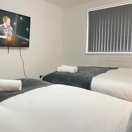 4 Bedroom 2 Bathroom Shared House - Near Bhx And Nec * Birmingham