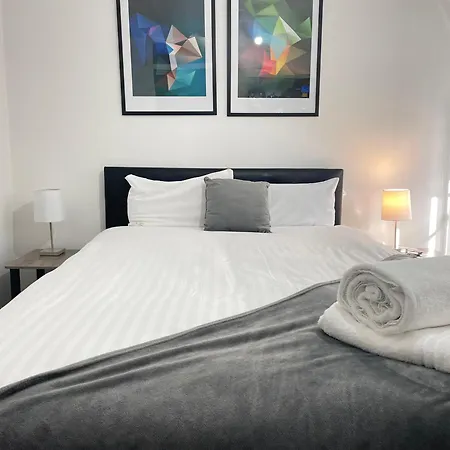 4 Bedroom 2 Bathroom Shared House - Near Bhx And Nec Pensjonat